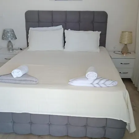 Altuntas Turizm Konutu Villa Tepecik (Seferihisar)